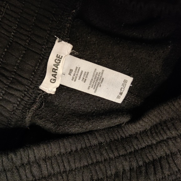 [SOLD] Garage black cargo sweatpants jogger - Picture 6 of 7